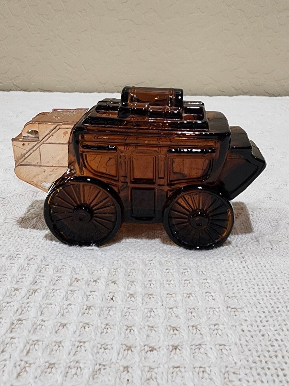 Vintage Avon Western STAGECOACH Collectors Empty Collectible Bottle